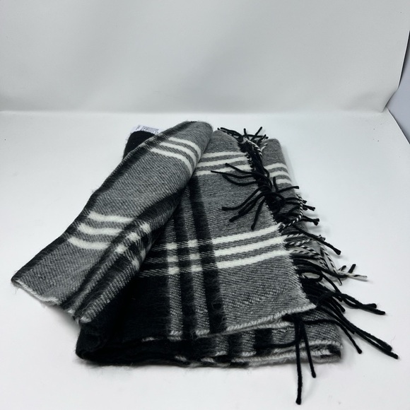 Topshop Black & White Plaid Fringe Scarf | NWT - Picture 9 of 9